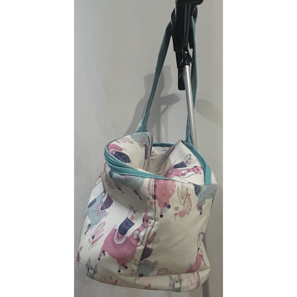Cool2Go Insulated Llama Cooler Bag - Picture 3 of 9